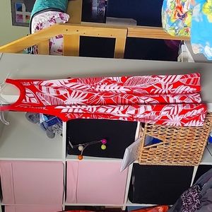 Red dress with leaf design, sleeveless